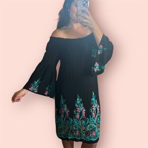 Robbie Bee Black Dress Bohemian with Colorful Embroidery Women’s Sz Large